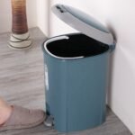 Poubelle en plastique