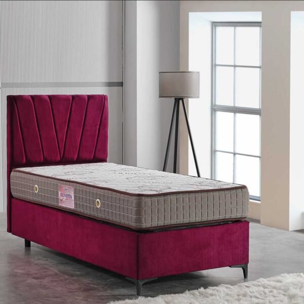 Lit simple avec sommier et matelas